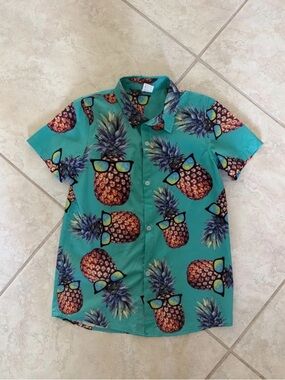 Amazon Teal Pineapple Print Button-Down Shirt
